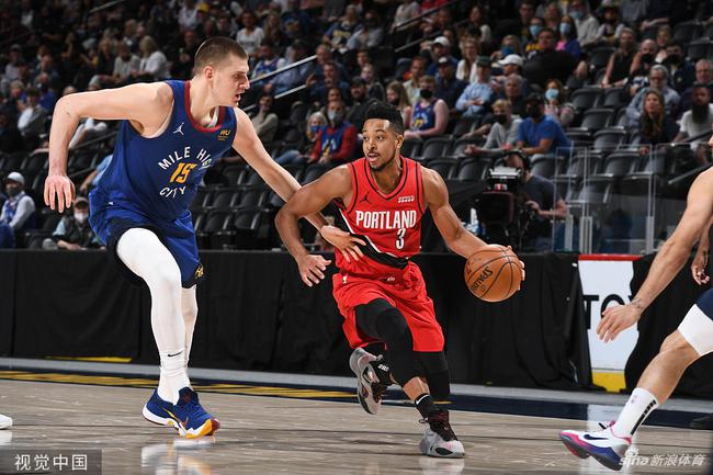 秀朱正首秀 秀朱正首秀